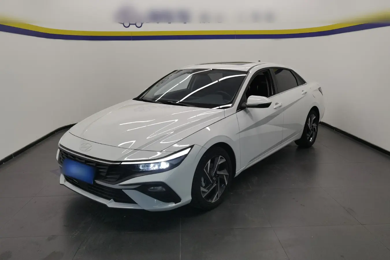 2023 Hyundai Elantra 1.5L 115HP L4 CVT