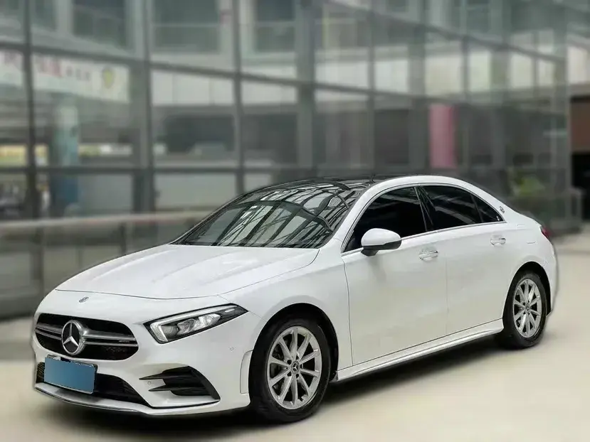 2020 Mercedes-Benz A Class 1.3T 163HP L4 7DCT