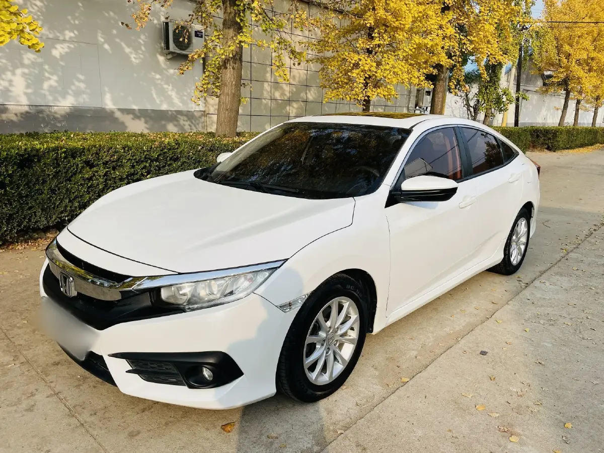 2016 Honda Civic 1.0T 125HP L3 CVT