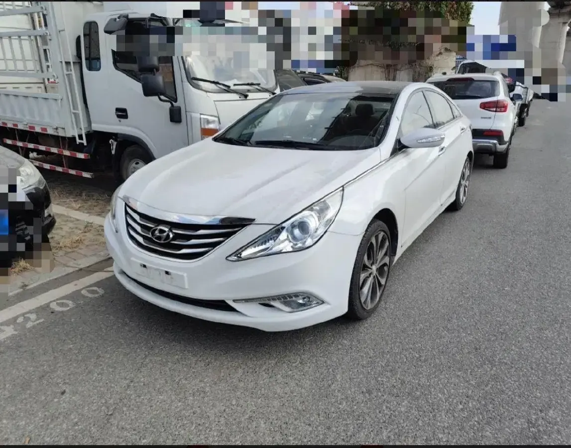2014 Hyundai Sonata 2.0L 162HP L4 6AT