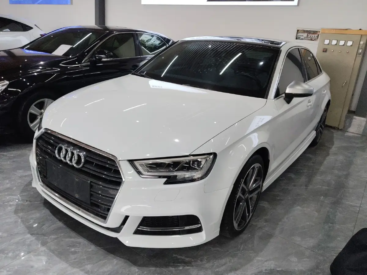 2018 Audi A3 1.4T 150HP L4 7DCT