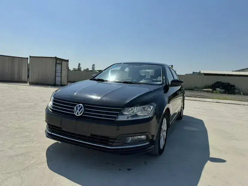 2015 Volkswagen Lavida 1.6L 110HP L4 6AT