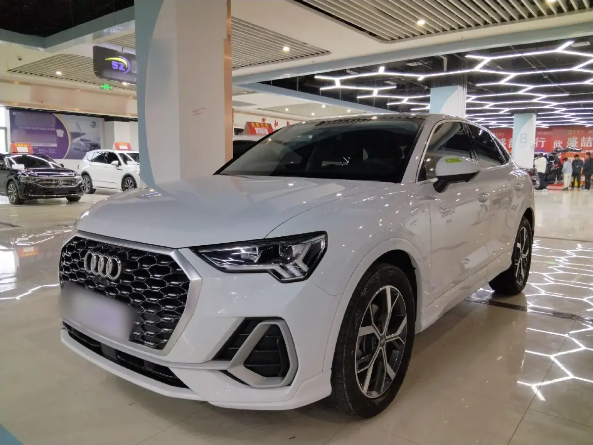 2020 Audi Q3 Sportback 2.0T 186HP L4 7DCT