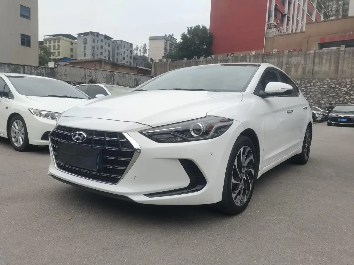 2020 Hyundai Elantra 1.5L 115HP L4 CVT