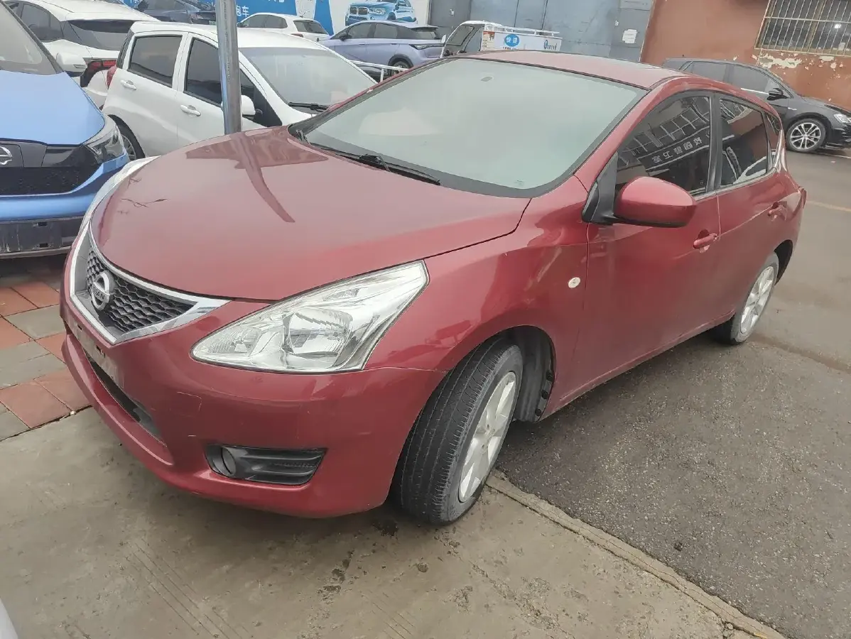 2011 Nissan Tiida 1.6L 126HP L4 CVT