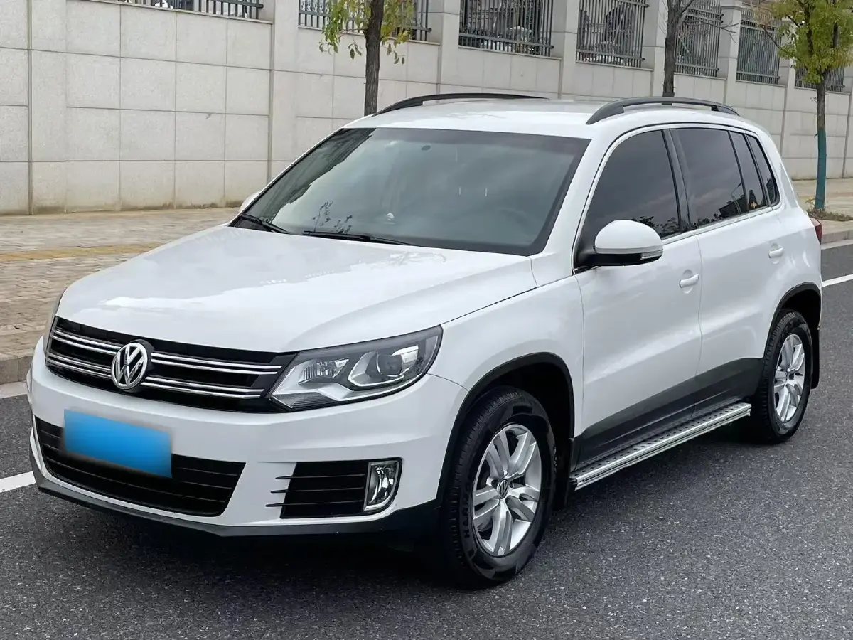 2015 Volkswagen Tiguan 1.8T 160HP L4 6AT