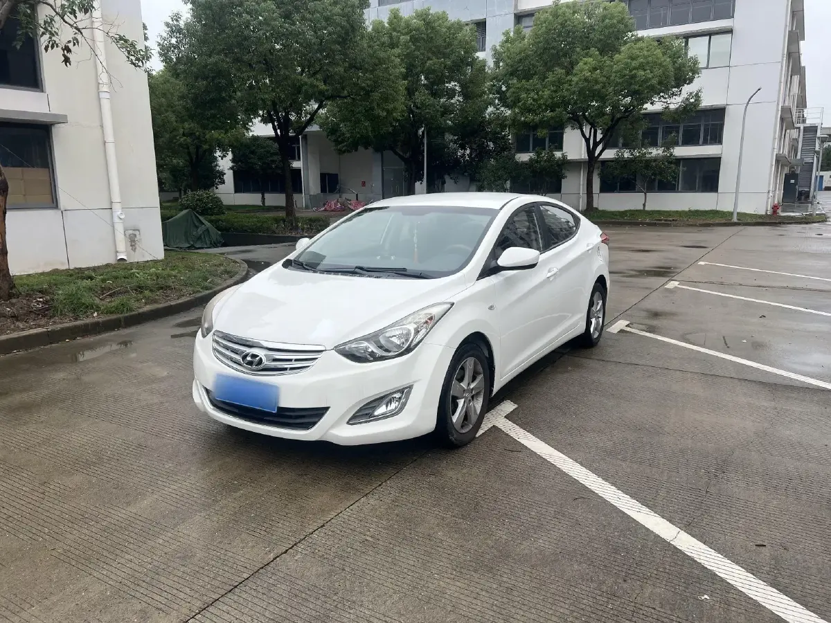2012 Hyundai Elantra 1.6L 128HP L4 6AT