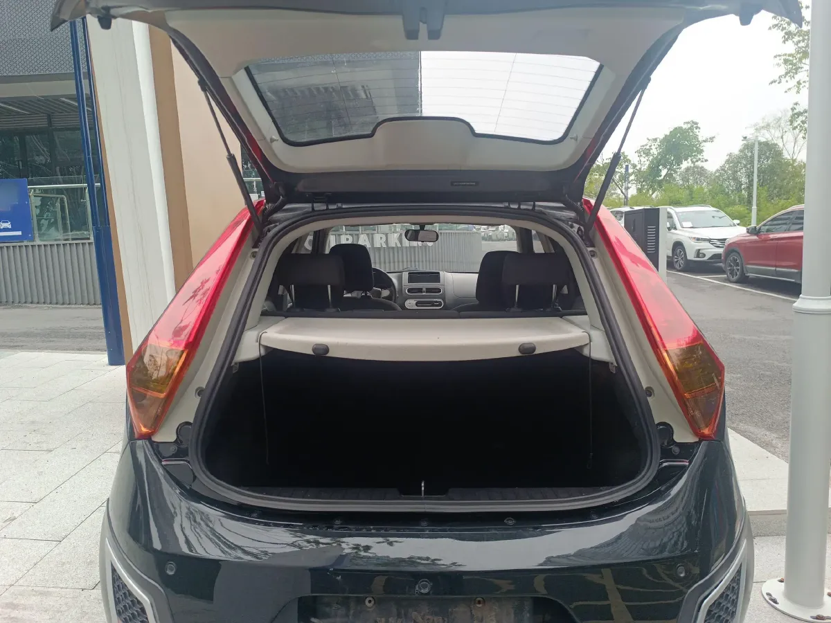 2015 MG 3SW 1.5L 109HP L4 5AMT,autocango,china used car exporter,china ev exporter,chinese used car exporter,chinese used ev exporter