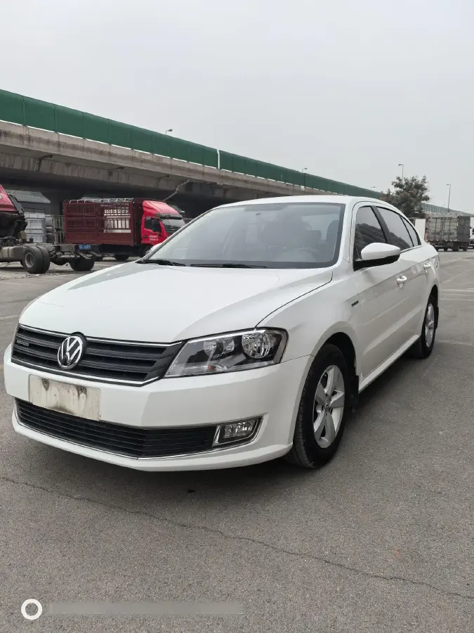 2014 Volkswagen Lavida 1.4T 131HP L4 7DCT