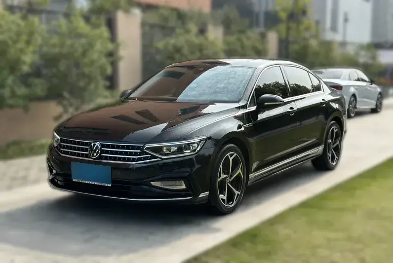 2023 Volkswagen Magotan 2.0T 186HP L4 7DCT