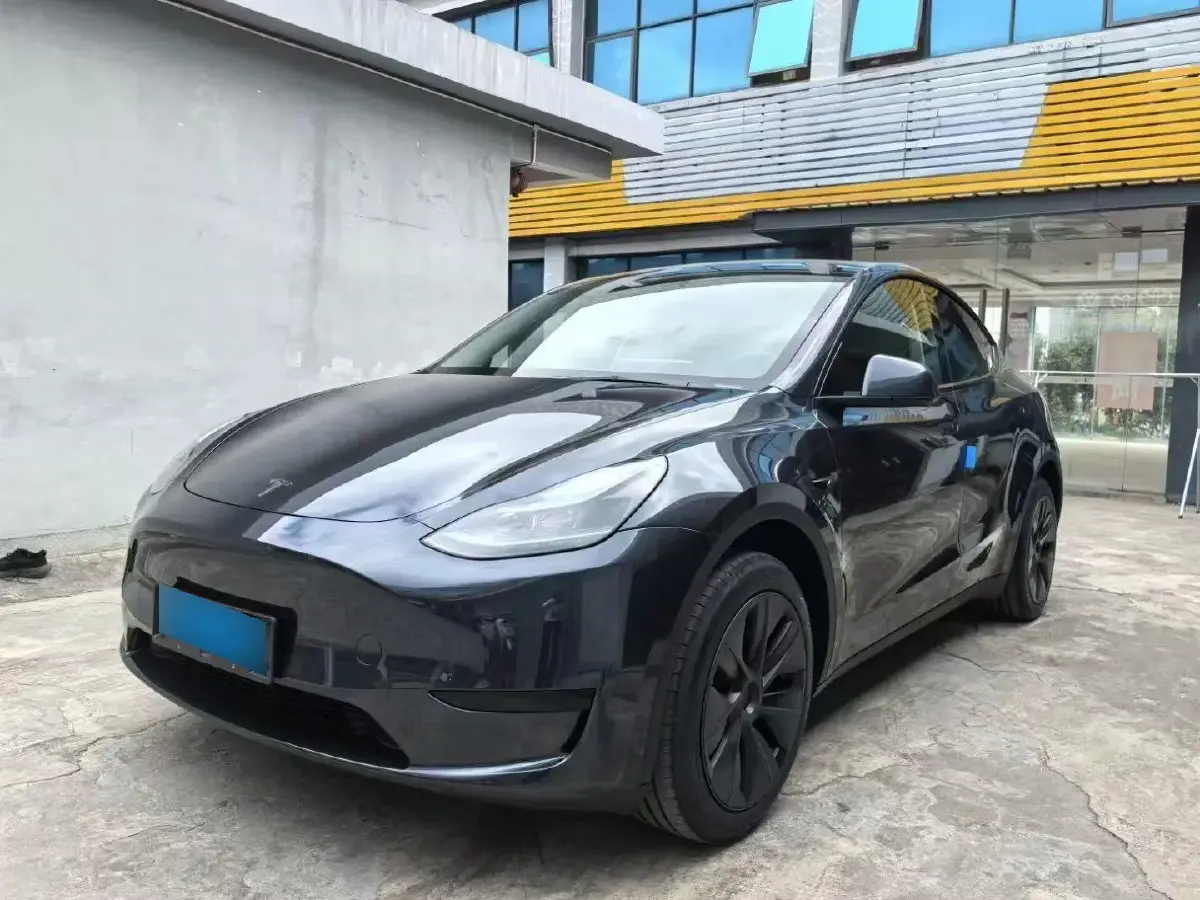 2022 Tesla Model Y BEV 60KWH