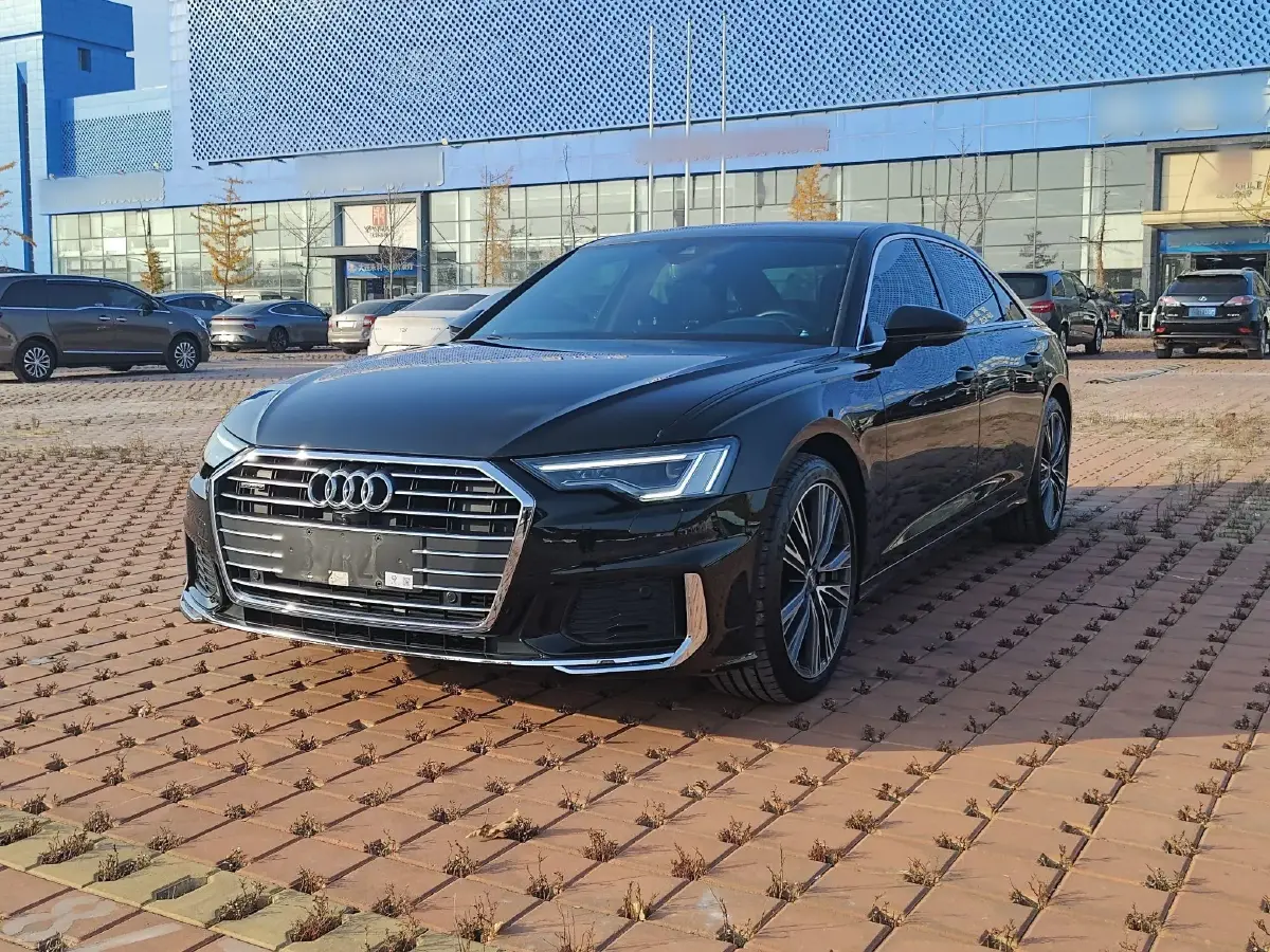 2021 Audi A6L 2.0T 224HP L4 7DCT