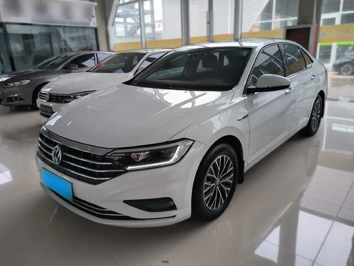2021 Volkswagen Sagitar 1.4T 150HP L4 7DCT