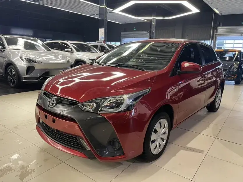 2020 Toyota Yaris L 1.5L 110HP L4 CVT