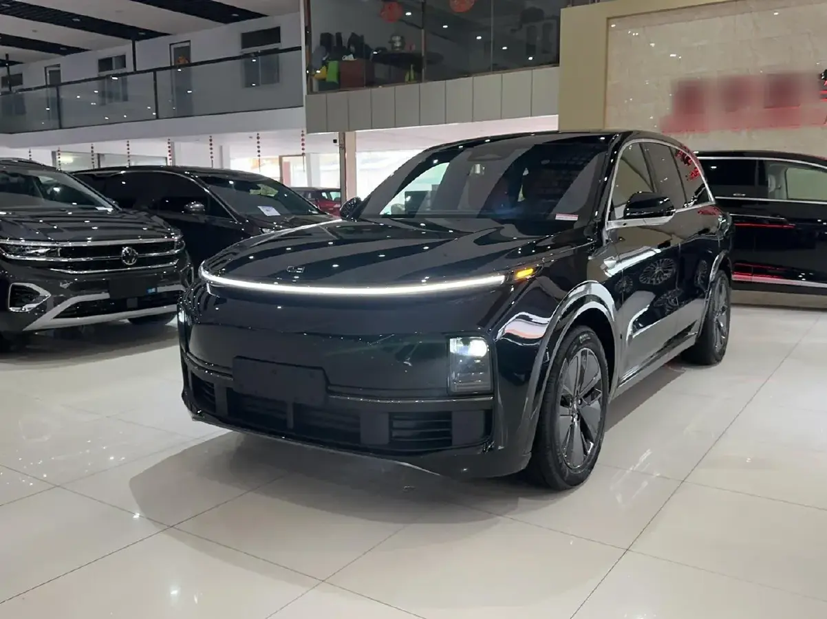 2023 Li L8 Range Extended 154HP REEV 40.9KWH