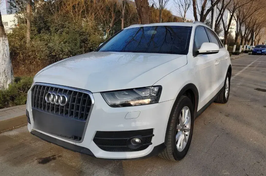 2013 Audi Q3 2.0T 170HP L4 7DCT