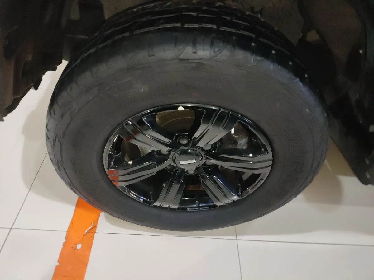 2021 Tank 300 2.0T 227HP L4 8AT,autocango,china used car exporter,china ev exporter,chinese used car exporter,chinese used ev exporter