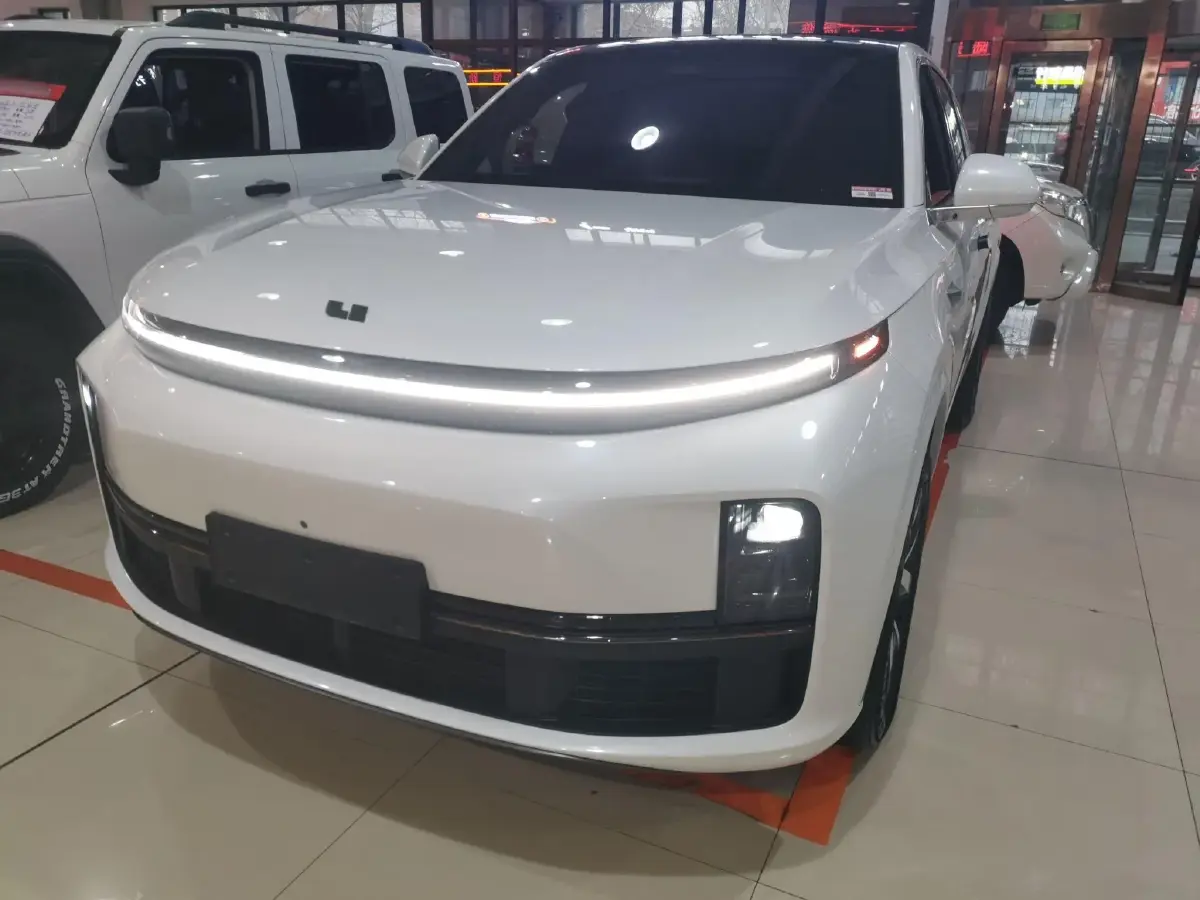 2023 Li L7 Range Extended 154HP REEV 40.9KWH