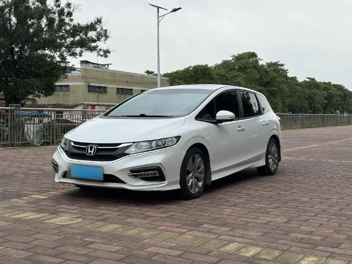 2017 Honda Jade 1.8L 141HP L4 5AT