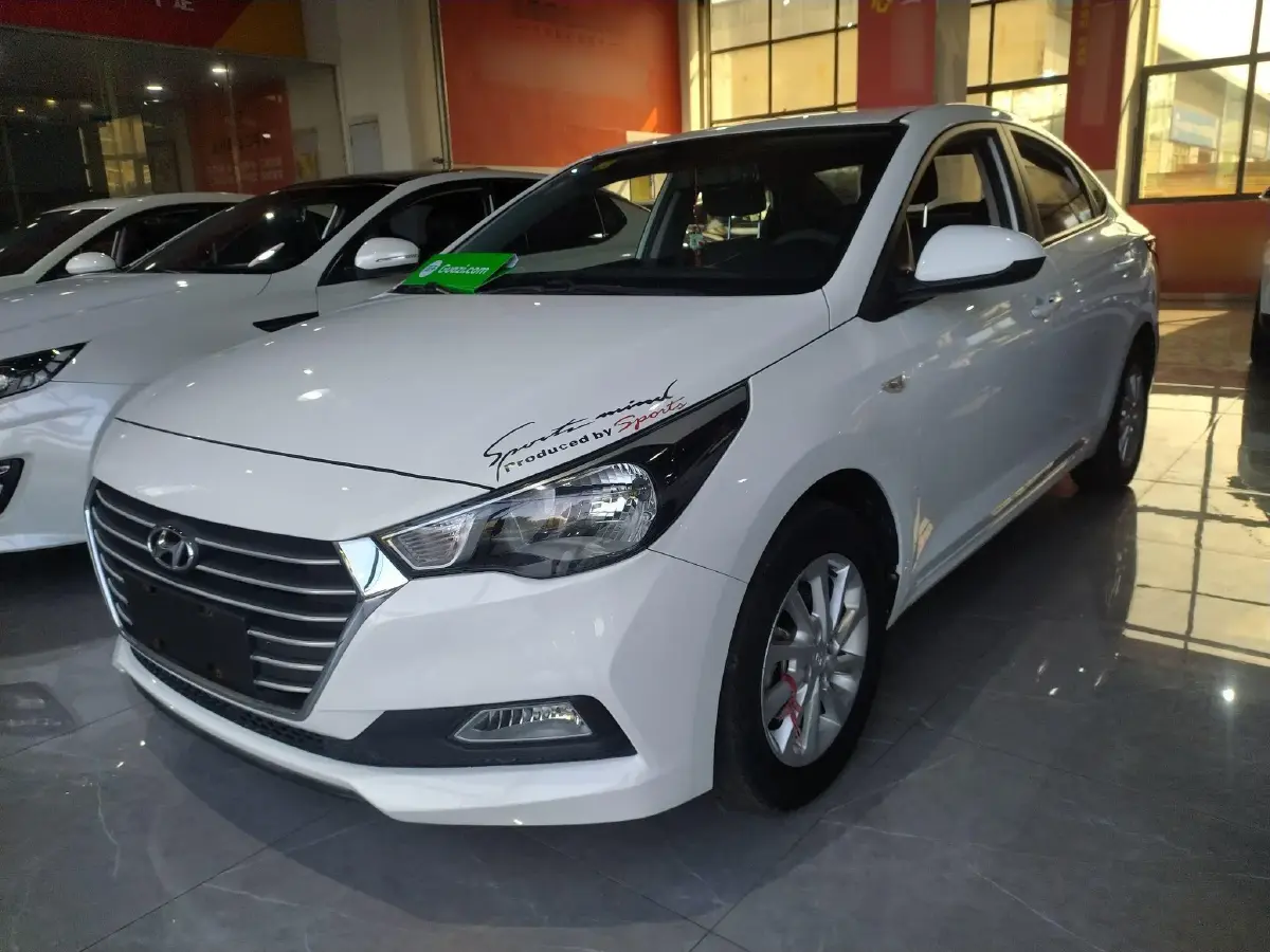 2016 Hyundai Verna 1.4L 100HP L4 6MT
