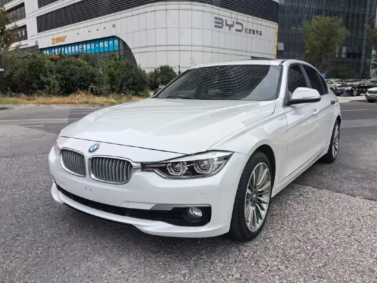 2019 BMW 3 Series 2.0T 184HP L4 8AT