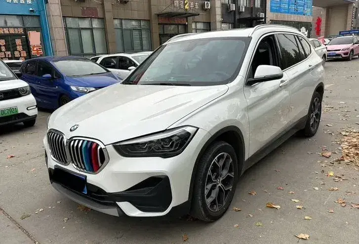 2021 BMW X1 2.0T 192HP L4 7DCT