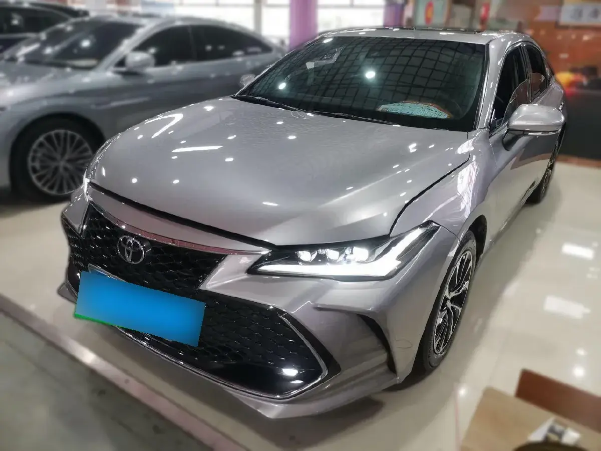 2023 Toyota Avalon 2.5L 207HP L4 8AT