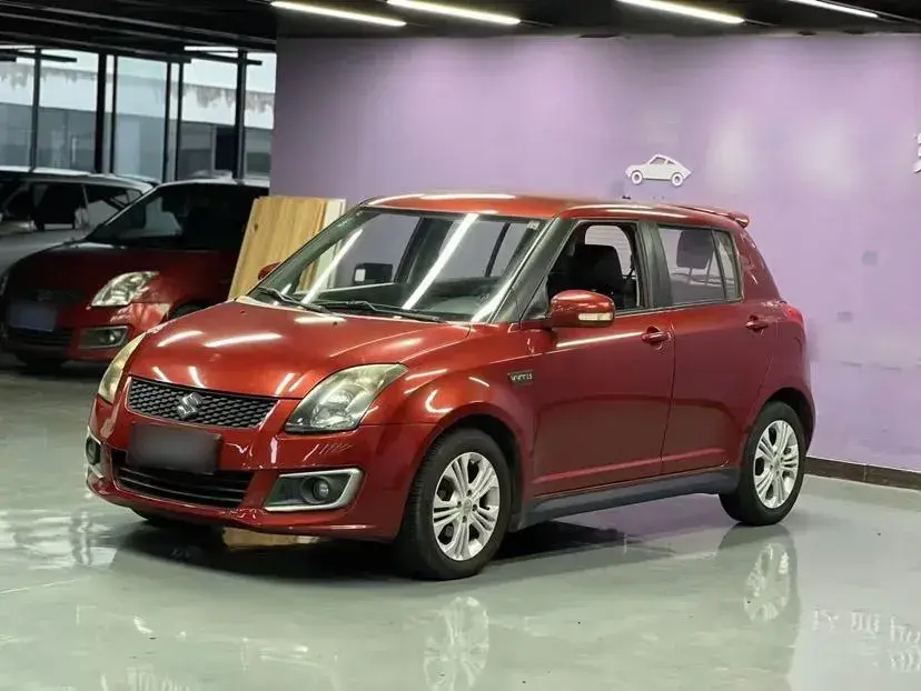 2013 Suzuki Swift 1.5L 103HP L4 5MT