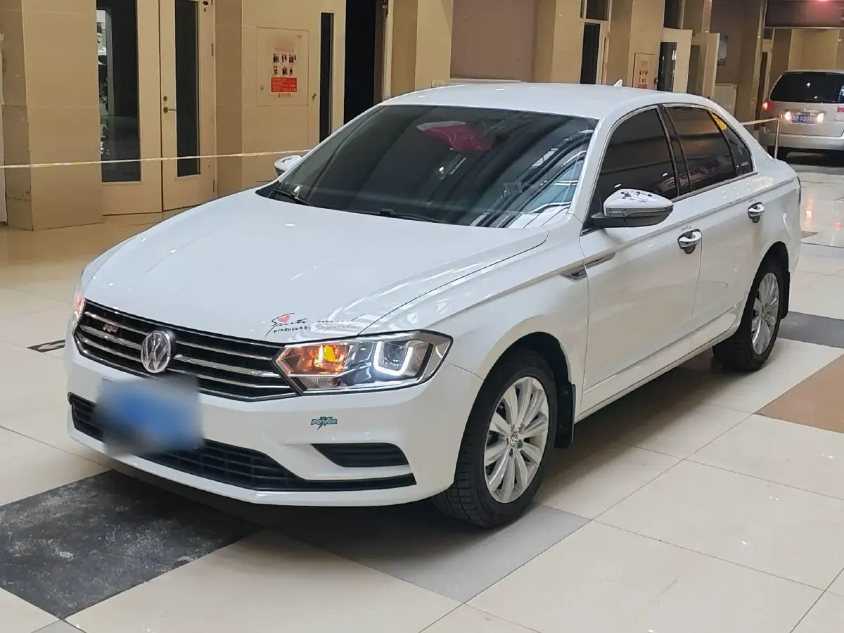 2019 Volkswagen Bora 1.5L 112HP L4 5MT