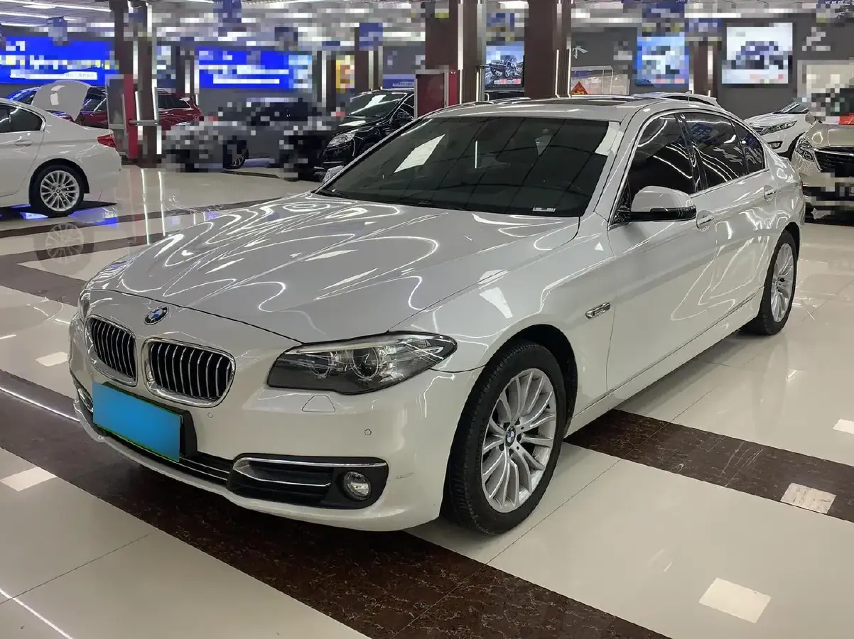 2014 BMW 5 Series 2.0T 218HP L4 8AT