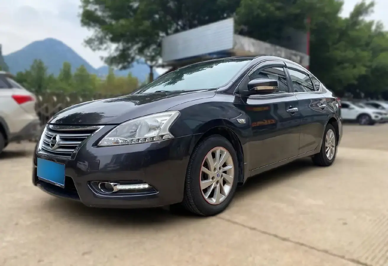 2012 Nissan Sylphy 1.6L 126HP L4 CVT
