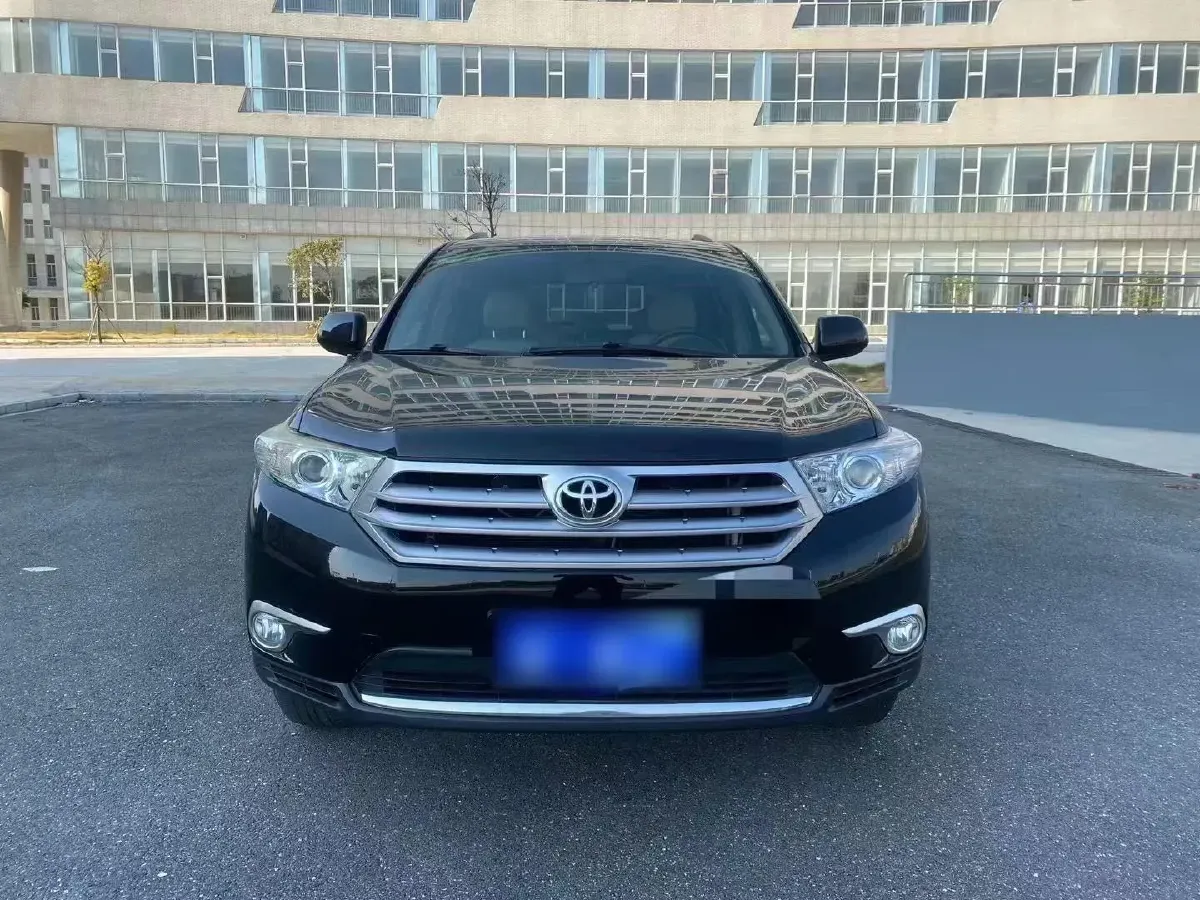 2012 Toyota Highlander 2.7L 188HP L4 6AT,autocango,china used car exporter,china ev exporter,chinese used car exporter,chinese used ev exporter