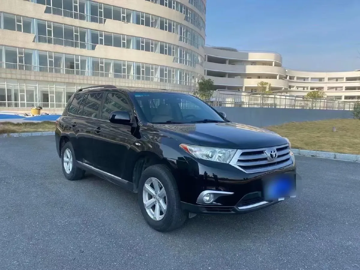 2012 Toyota Highlander 2.7L 188HP L4 6AT,autocango,china used car exporter,china ev exporter,chinese used car exporter,chinese used ev exporter