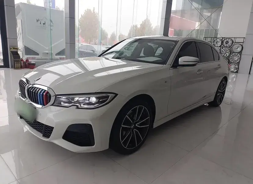 2021 BMW 3 Series 2.0T 156HP L4 8AT