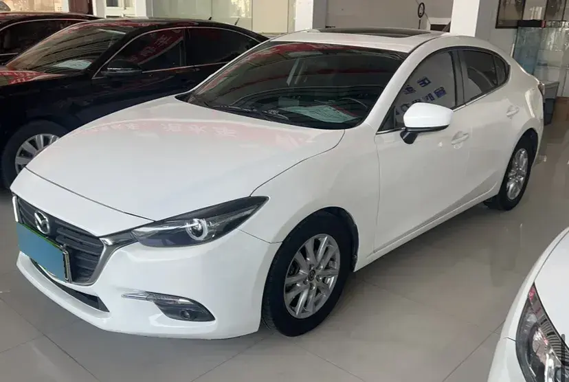 2017 Mazda 3 Axela 1.5L 117HP L4 6AT