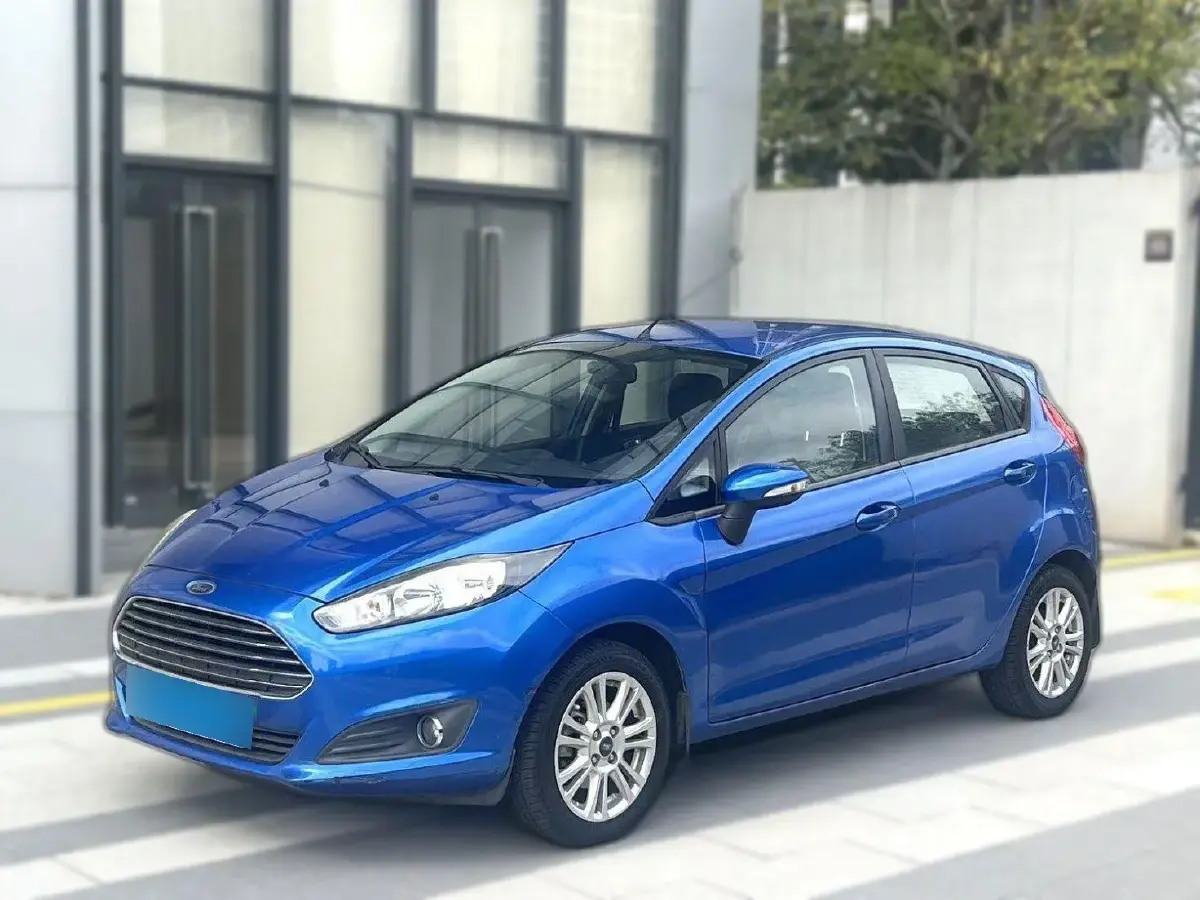 2013 Ford Fiesta 1.5L 110HP L4 6DCT