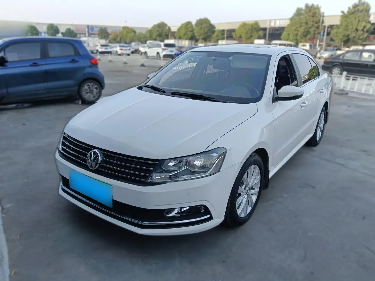 2017 Volkswagen Lavida 1.6L 110HP L4 6AT