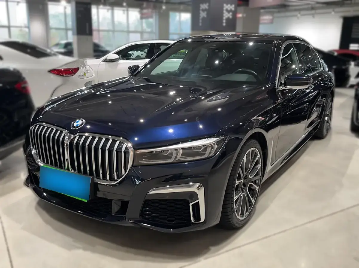 2019 BMW 7 Series 3.0T 340HP L6 8AT