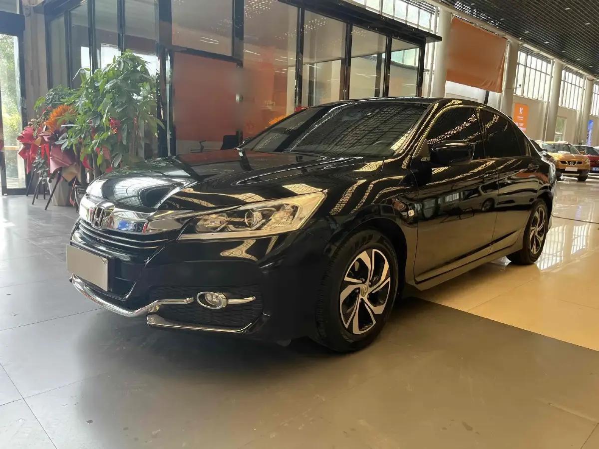 2016 Honda Accord 2.0L 155HP L4 CVT