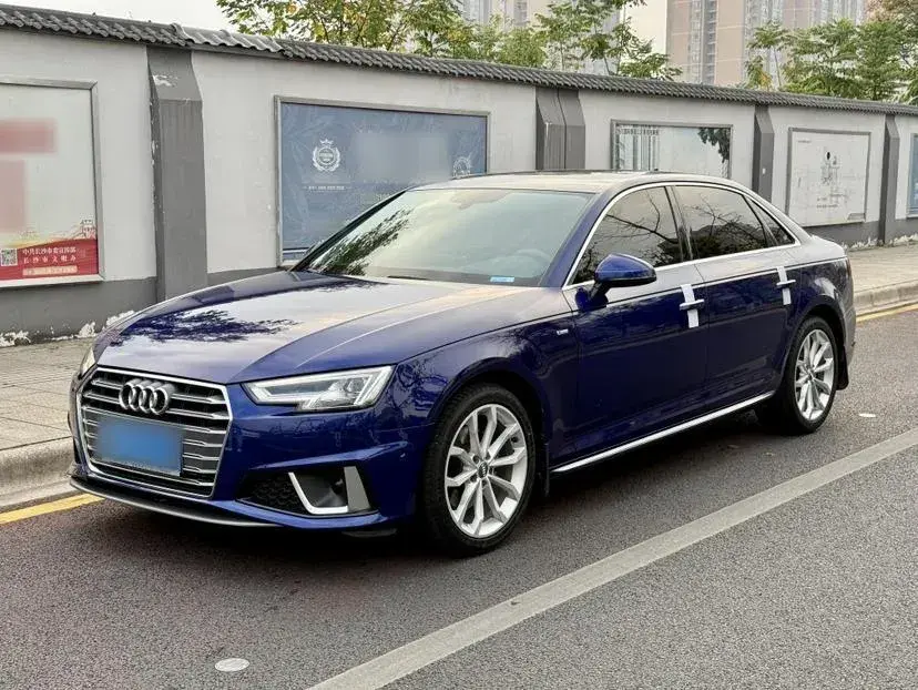 2019 Audi A4L 2.0T 190HP L4 7DCT