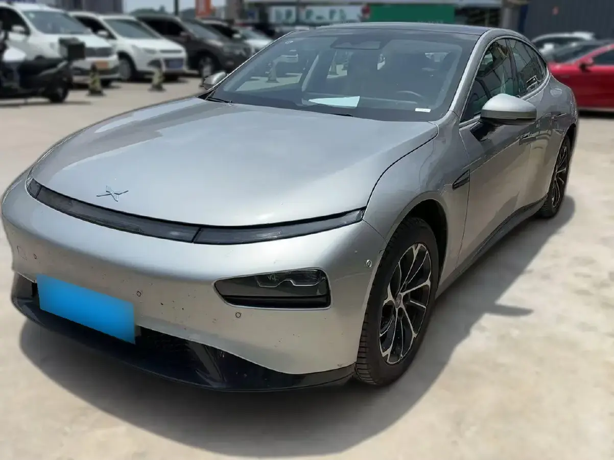 2022 Xpeng P7 BEV 77.9KWH