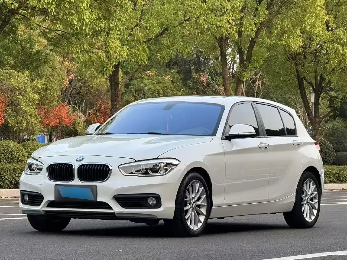 2015 BMW 1 Series 1.6T 177HP L4 8AT