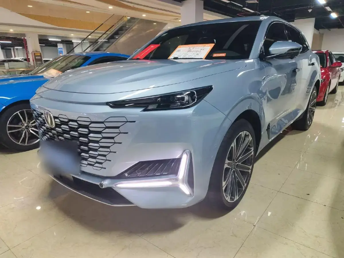 2021 ChangAn UNI-K 2.0T 233HP L4 8AT