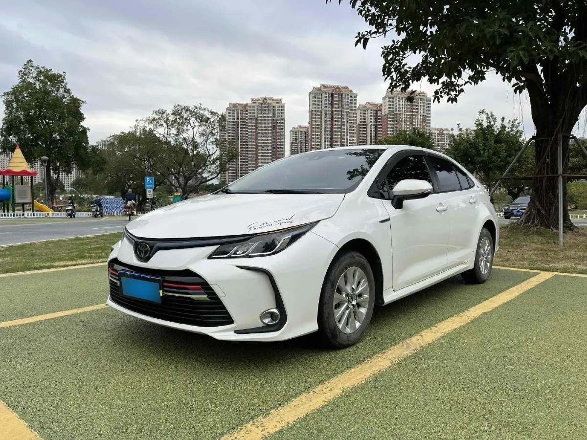 2019 Toyota Corolla 1.2T 116HP L4 CVT
