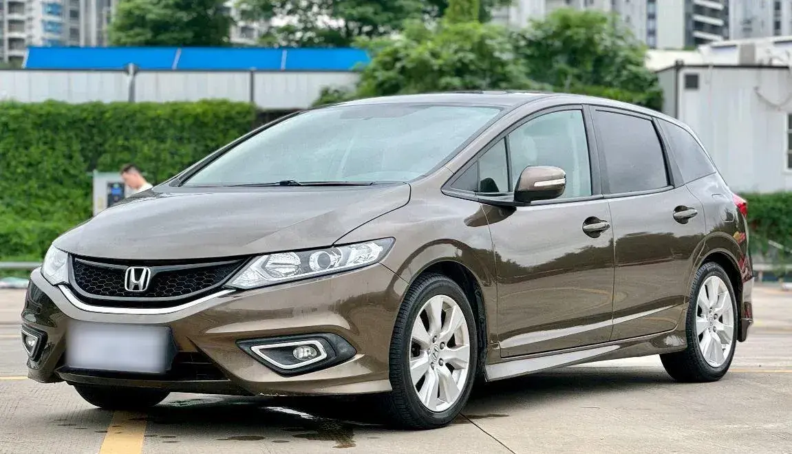 2014 Honda Jade 1.8L 141HP L4 5AT