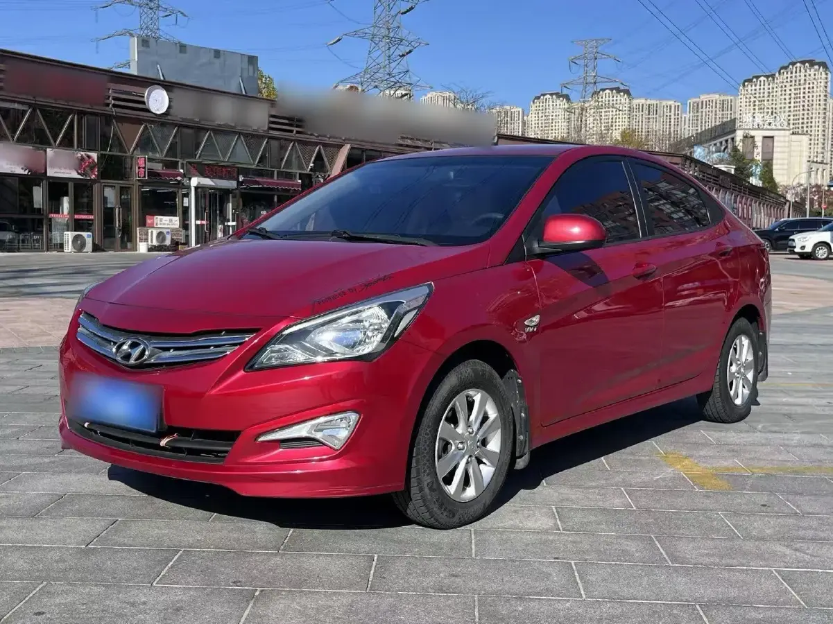 2014 Hyundai Reina 1.4L 107HP L4 5MT