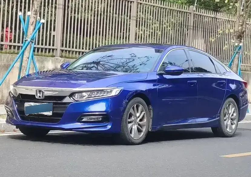 2018 Honda Accord 1.5T 194HP L4 CVT