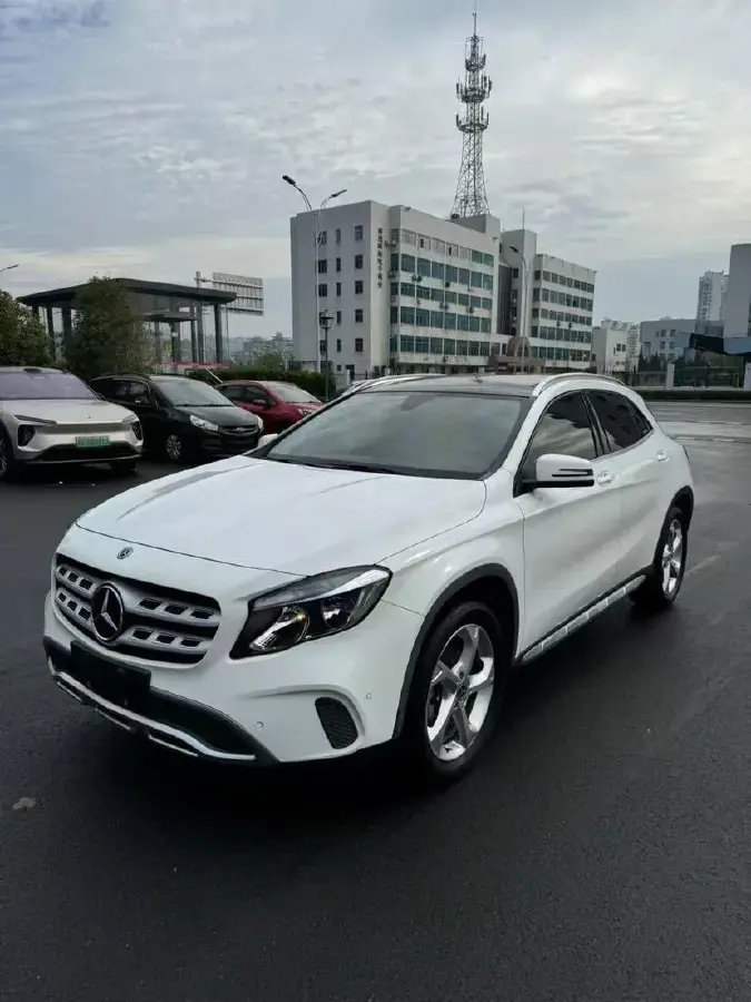 2019 Mercedes-Benz GLA Class 1.6T 156HP L4 7DCT