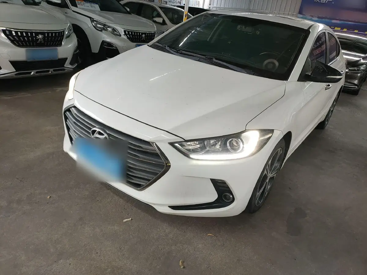 2018 Hyundai Elantra 1.4T 130HP L4 7DCT