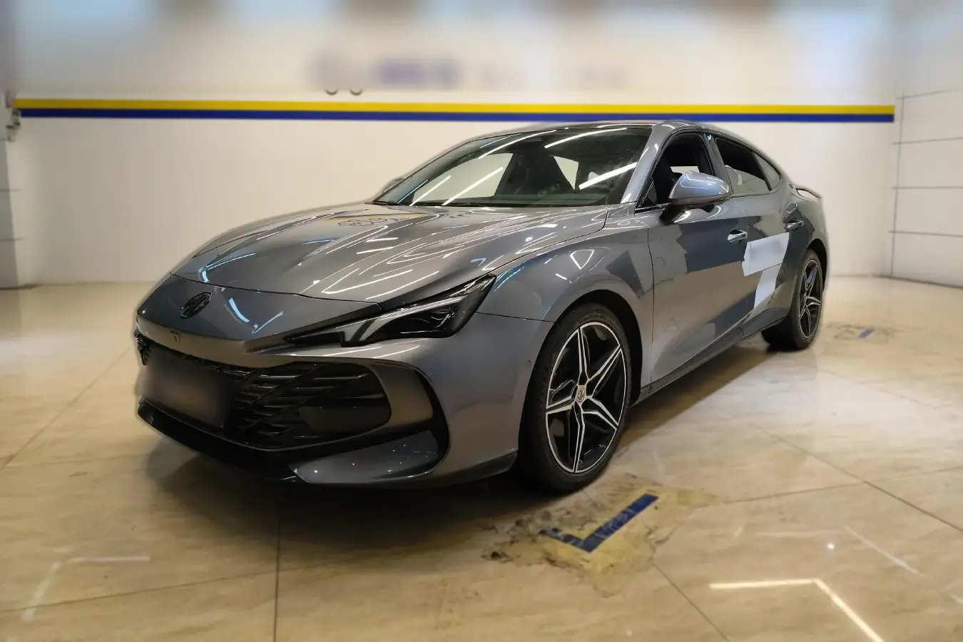 2023 MG 7 2.0T 261HP L4 9AT